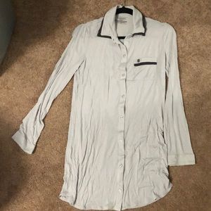 Victoria Secret XS night shirt